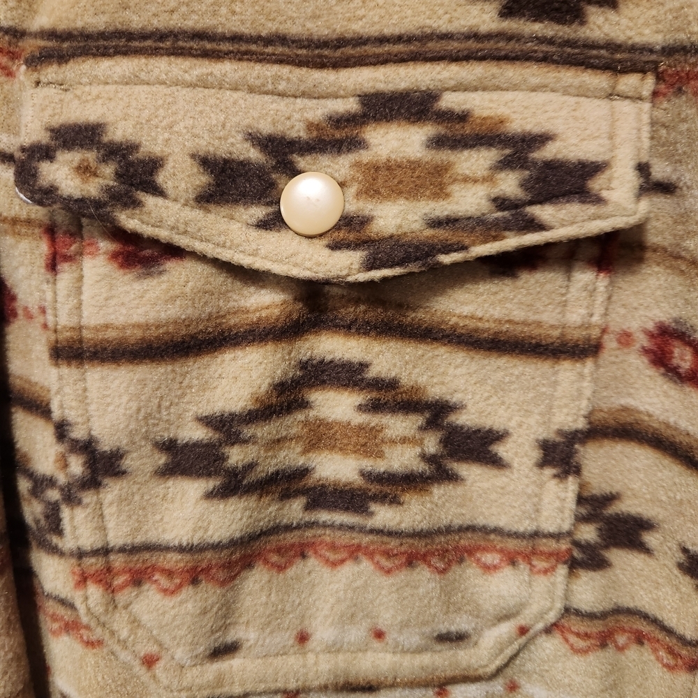 Women’s Utility Jacket - Tan Patterned Aztec Print - Picture 3 of 4